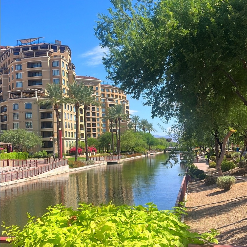 Meet your Posher, mak